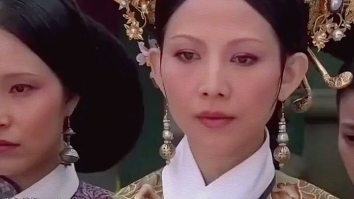 Which drama is the most exciting in the peony flower showdown?