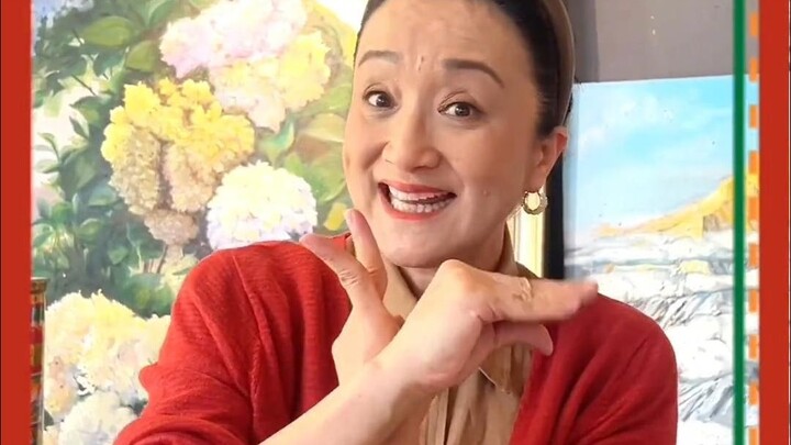 Veteran actor's hands dance wildly as he sings, recites, acts, fights, and dances to "Xiao Meiman" a