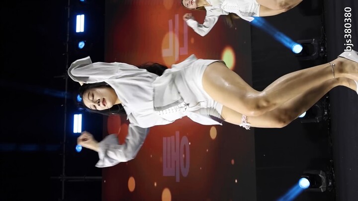 วันนี้ไม่มีอะไร นั่งฟังเพลงในโรงงิ้ว คอนเสิร์ตฮวางรยอง