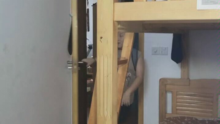 Nếu thái độ của bố giống như (1) – nhân viên tiệm trà sữa