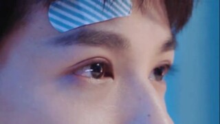 Look at these eyes and check your conscience. Is he ugly?! It is a blessing for the Chinese entertai