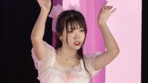 "Wedding Bank" dance cover feel my rhythm! A taste of the double-camera idol singing stage ✨