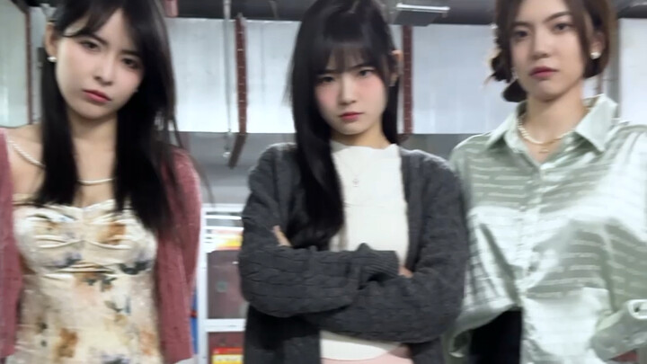 Hubungan baik di tempat kerja.