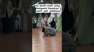 siapa nih yang pernah ketiduran pas ngaji??                                   #santriwati #santri