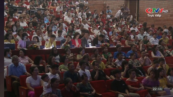 hoa mộc lan ( sao mai quảng ninh)