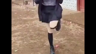 《冥 间 艺 术》