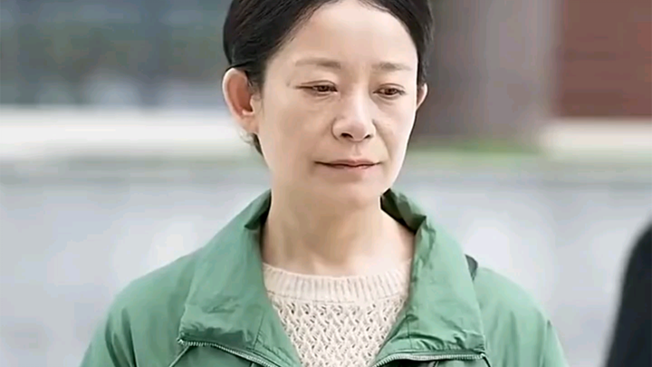 The nanny stole a bag, but in the end she actually won a 3-million-yuan compensation.
