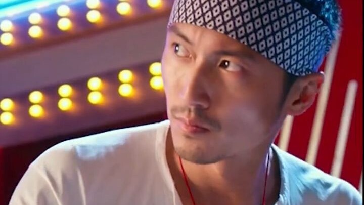 “Một bộ phim Hồng Kông mà đến cả Tinh Gia cũng phải thốt lên: “Đúng là dân trong nghề!””