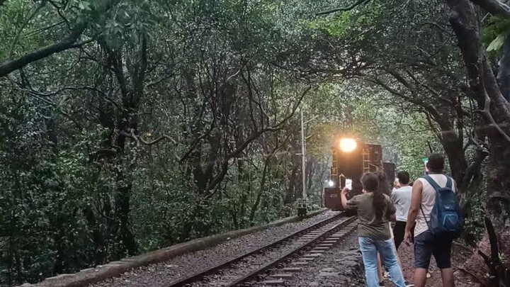 narrow gauge train oldest first train British time narrow gauge train in India