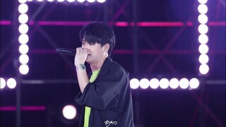 201212 - Krist Perawat [คริส พีรวัส] - เล่นของสูง @ BMMF11