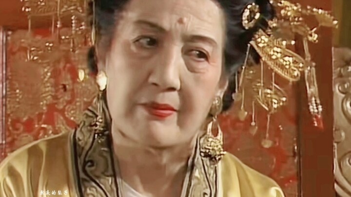 Though her screen time was brief, she truly nailed the intimidating aura of Empress Wu Zetian—her ha