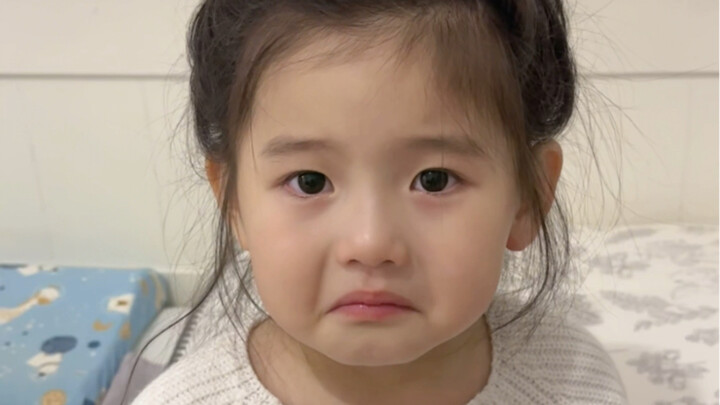 What should you do if Little Baobao won’t go to sleep? Uncle Erdan’s video has the perfect solution—