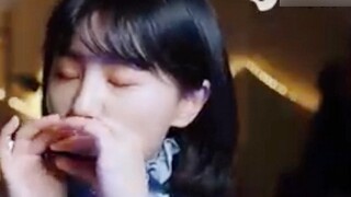 Tri ân độc tấu kèn harmonica "Broad Sea and Sky" kinh điển