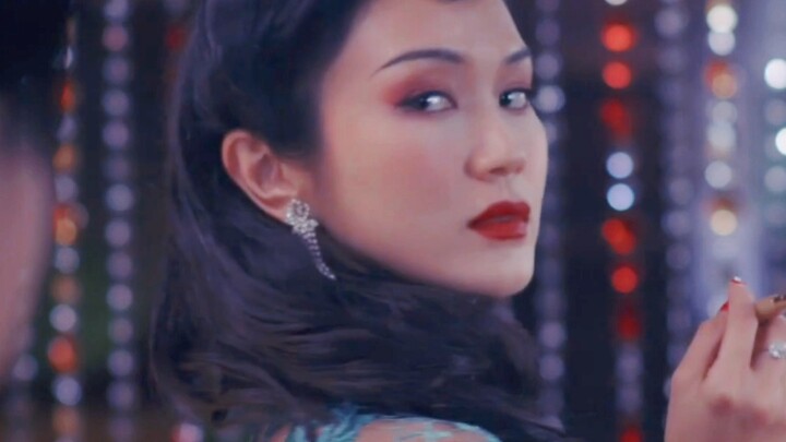 ที่จริงแล้ว เด็กหญิงคนนั้นยังตื่นรู้ยิ่งกว่าใครๆ เพียงแต่เธอเลือกวิธีที่เหมาะสมกับตัวเองเพื่ออยู่รอด