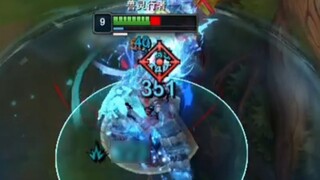 Xiao Yan mengakali vampir itu