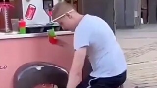 警察：我成共犯了？