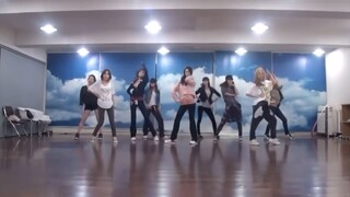 Ba động tác nhảy yêu thích của Girls' Generation trong phòng tập