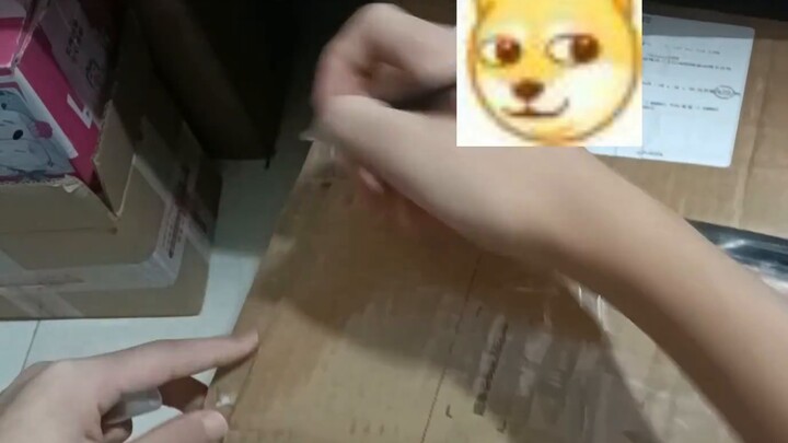 Lần đầu tiên một học sinh trung học mua thắt lưng sẽ như thế nào (Hanbing unboxing) Video mở hộp thắ