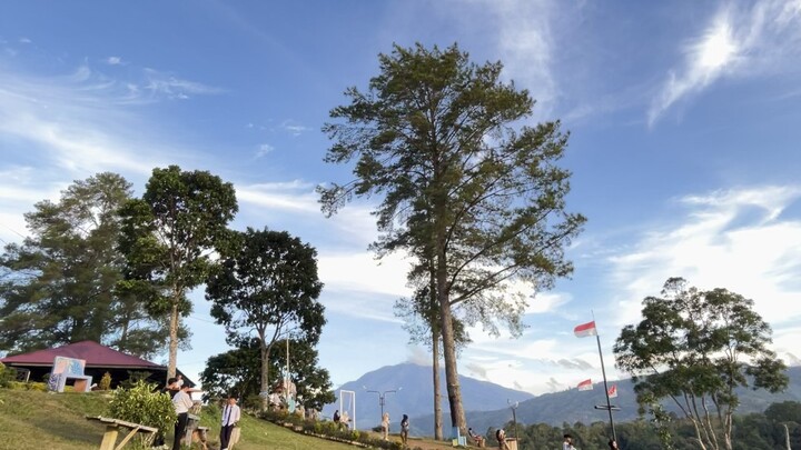 Panorama baru bukit tinggi