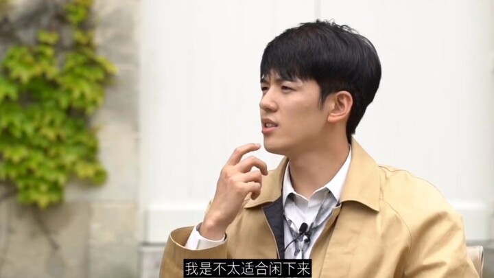 【Kumpulan Wawancara Tong Zhuo】Benar-benar cinta banget sama gaya Tong Zhuo yang sopan sekaligus sant