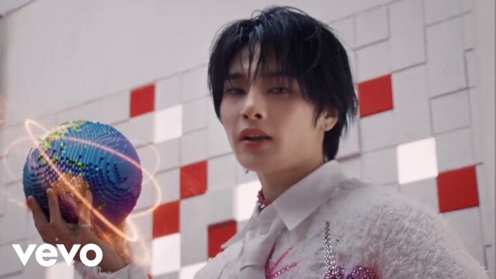 Jeongin - Israel Jahat (feat. Changbin) [Official FMV]