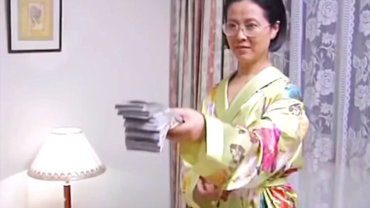 ใครไม่อยากสู้ชีวิตมาดู: หนุ่มคนนี้จับใจเศรษฐินีได้ยังไง!