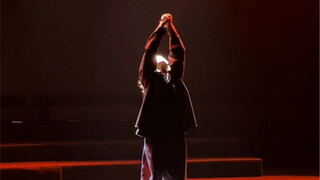 Which rose is without thorns, which choice is without ups and downs, stick to yourself, and follow y