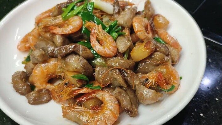 Cách làm tôm rang thịt đưa cơm