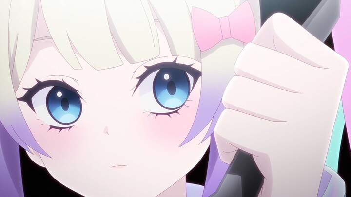 Chao Tian Jiang catches a blade with her bare hands, but it's Aizo.