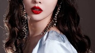 “终于知道为什么她不care大众审美敢于标新立异做自己了！！！”