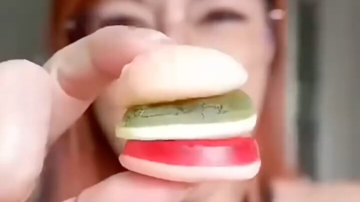 Let me play too! 🥳💕