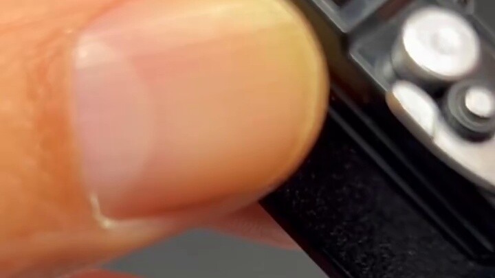 Nikon classic camera series with exquisite workmanship, clickable shutter and detachable lens. What 