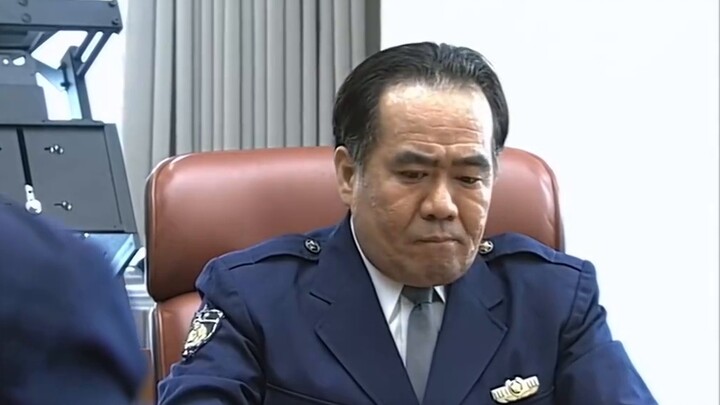 Kamen Rider Agito: Agito's Storm Form Appears