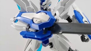 Saya sangat menyukai Gundam, tapi tidak ada kesenangan lagi setelah membuatnya.