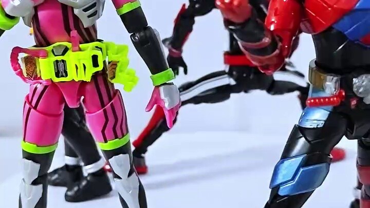 Finally gathered all the main riders of the new decade of Kamen Rider
