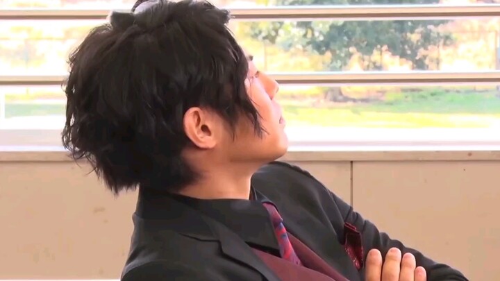 伽古拉:首先除了凯，我没惹你们任何人！！