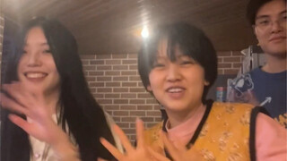 虽然不怎么看世界杯，但是主题曲都会唱