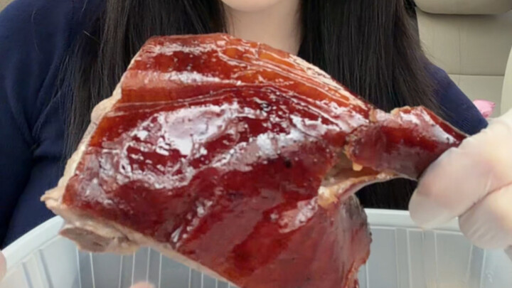 Kulit renyah, paha angsa bakar~