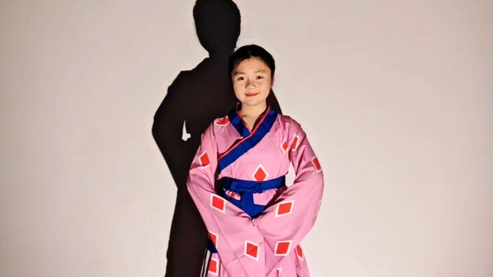 مقطع من "رقصة الطبلة والوعاء في عهد أسرة هان • أغنية التآلف"