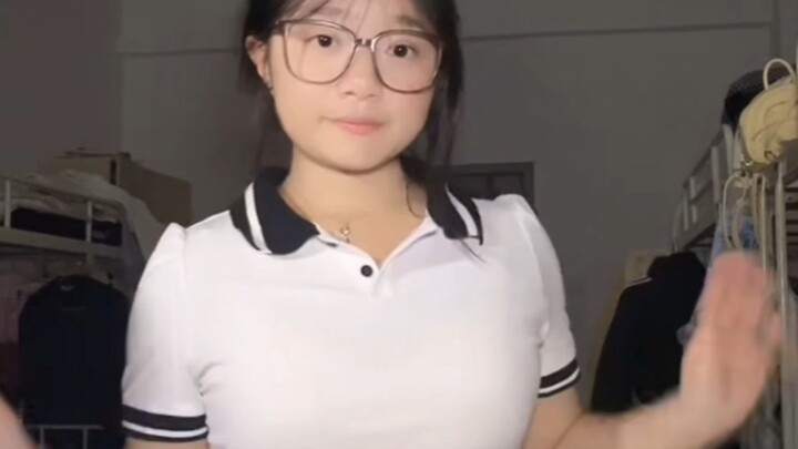 High school girls dancing are just so full of energy!