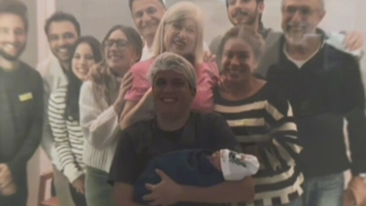 “เมื่อความสุขมาเคาะประตู”