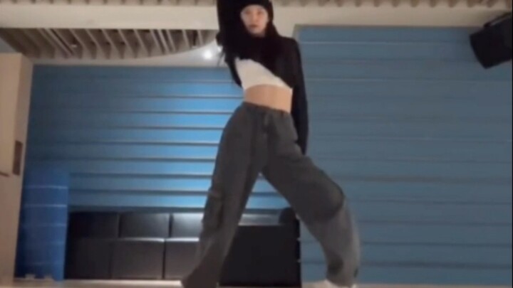 ITZY Huang Lizhi biểu diễn Hey Mama! Sạch sẽ và gọn gàng! Xứng đáng là main dance tuyệt vời