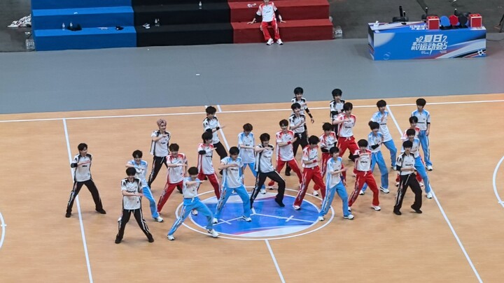 【Keluarga TF Generasi Keempat】Tarian Acak pada Pekan Olahraga 2025