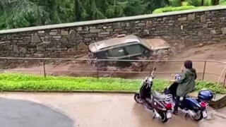 这种情况，千万别围观！