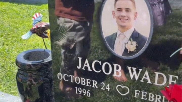 The most beautiful couple photos in the world, the most heart-wrenching love story~