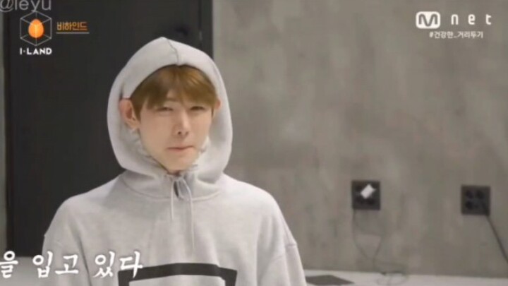 คุณคงไม่เคยเห็นความรักปลอมเวอร์ชั่นฮาๆ ของกลุ่มรักปลอมหรอก