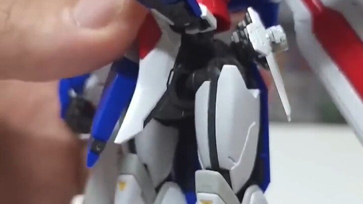 Mobilitas tingkat tertinggi dari RG God Gundam!