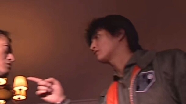 Ketika ada bug dalam game yang memungkinkan Anda memindahkan dialog: