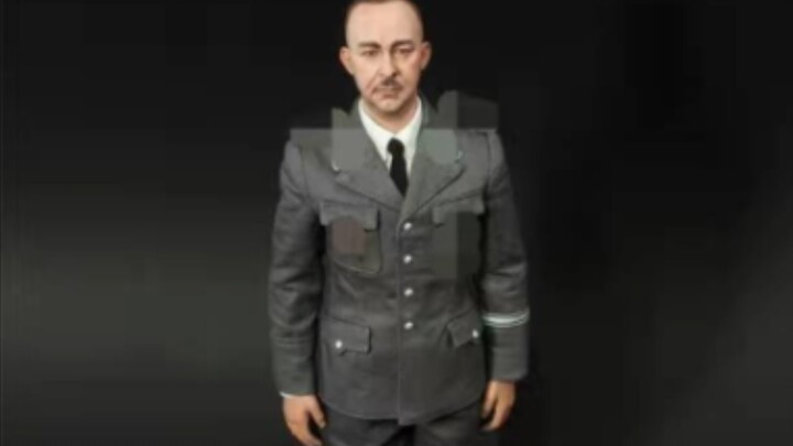 Figur aksi Himmler khas Burgundy (sangat yakin)