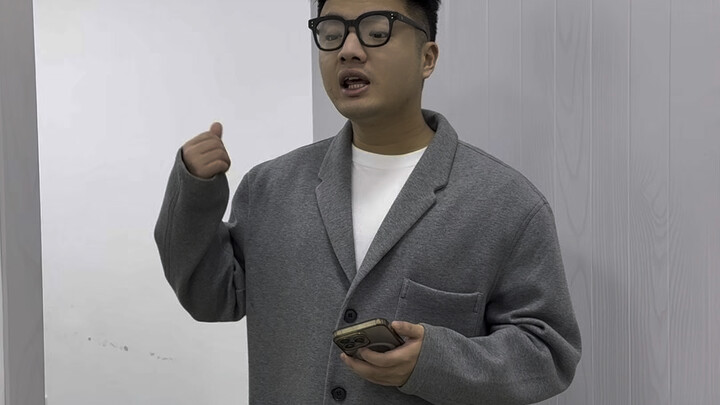 当你高考700分选择复读